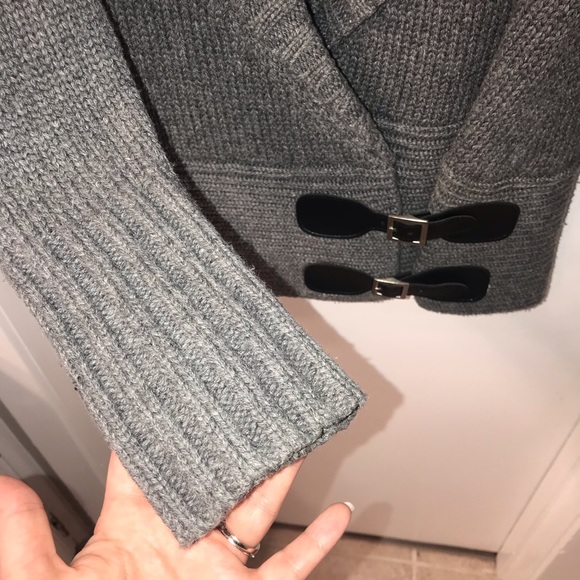 Moda International Gray Crossover Sweater w Buckle - Picture 5 of 7